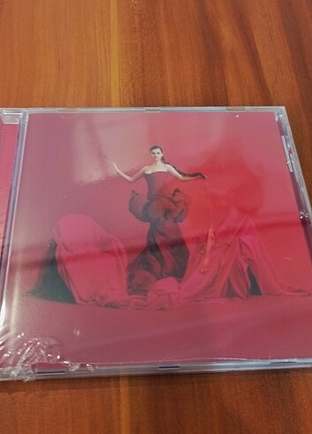 Selena Gomez - Revelaciòn CD