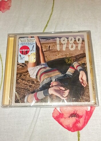 Taylor Swift - 1989 TV Yellow Posterli CD Taylor's Version