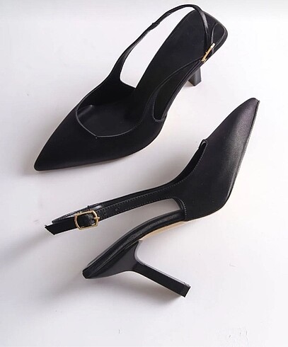 Zara Oyyo saten stiletto