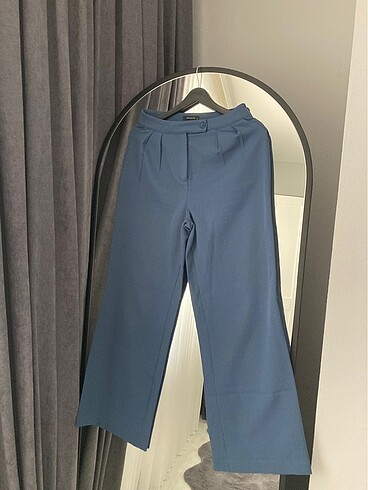 Trendyol kumaş pantalon petrol wide leg