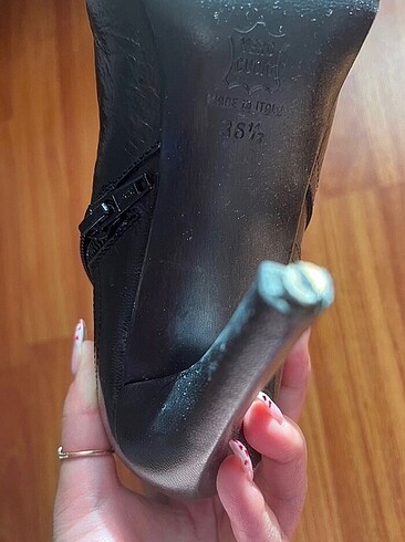 36 Beden kahverengi Renk Guess vintage sivri burun acı kahve kısa çizme