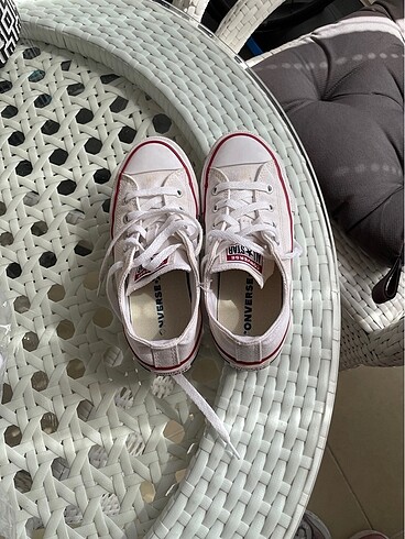 32 Beden beyaz Renk Çocuk orjinal converse