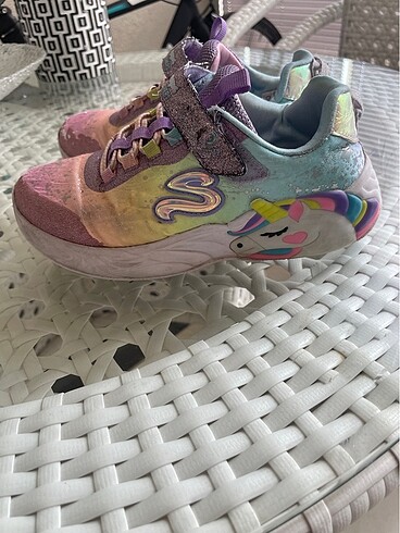 33 Beden Skechers çocuk ayakkabı