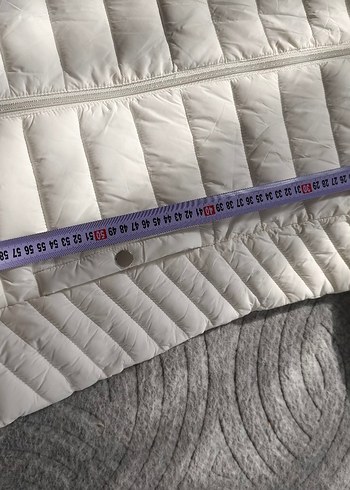 Beyaz Fermuarlı Kadın Mont - Görsel 8