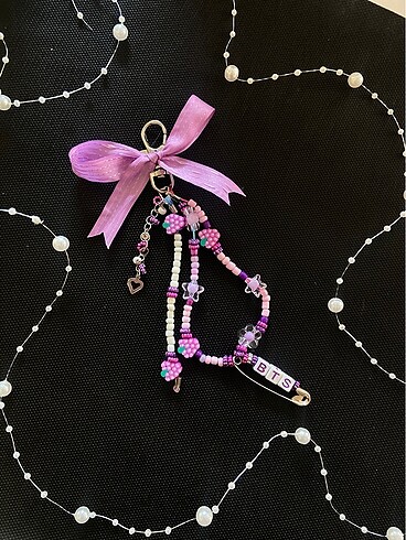 Diğer Bts ?ı purple you? concept charm/anahtarlık