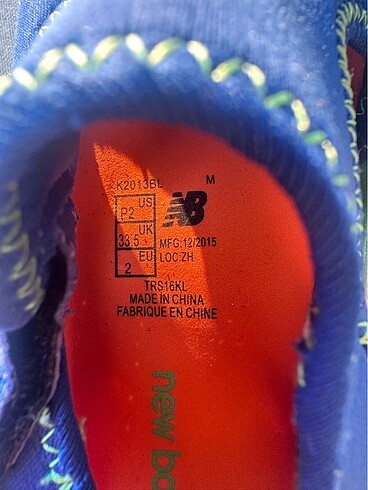33 Beden mavi Renk New balance çocuk sandalet