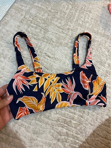 LC Waikiki Bikini üstü