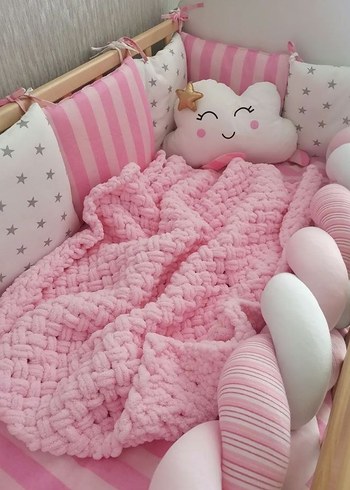 Pembe Nakışlı Örgü Çocuk Battaniyesi - Görsel 2