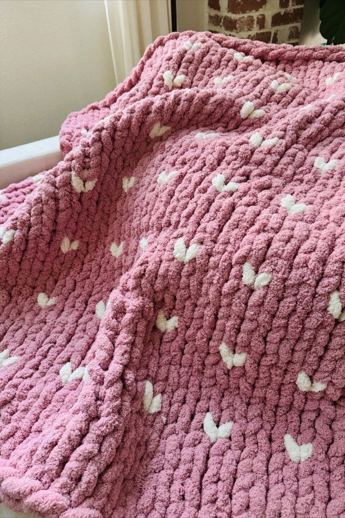 Nakışlı Pembe Örgü Çocuk Battaniyesi - Görsel 3