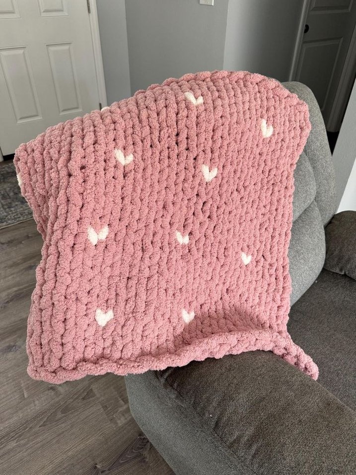 Nakışlı Pembe Örgü Çocuk Battaniyesi - Görsel 2