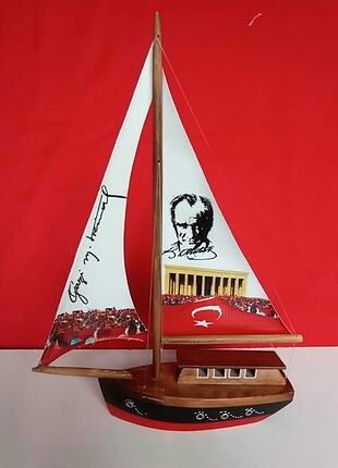 AHŞAP ATATÜRK RESİMLİ GEMİ