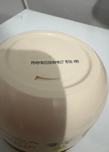 Dalan d'Olive Zeytinyağlı Besleyici Vücut Kremi 48 Saat - Görsel 2