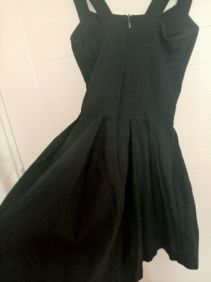 korse görünümlü,Düğmeli Siyah Midi Kloş Elbise - Görsel 5