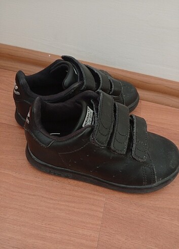 Adidas çocuk ayakkabısı