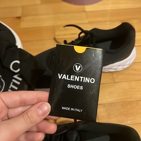 42 Beden Valentino 42 numara ayakabı