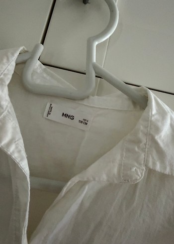 Düğmeli Beyaz Keten Gömlek - Görsel 2