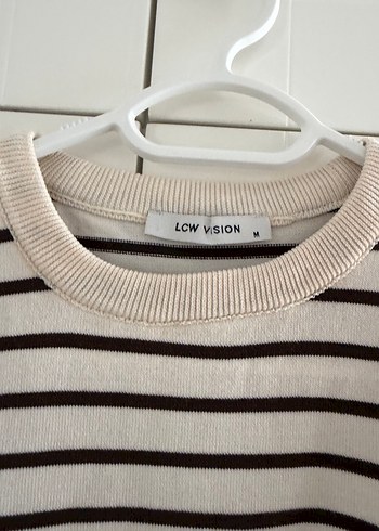 Bej Çizgili Kısa Kollu Pamuklu Tişört - Görsel 2
