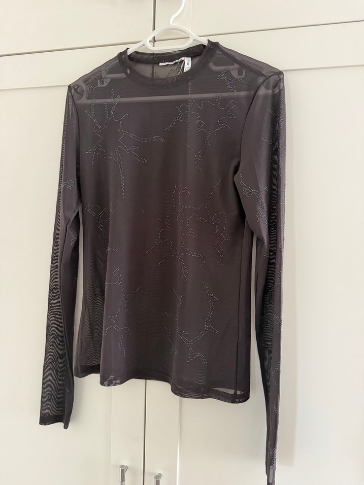 Siyah Yüksek Yakalı Uzun Kollu Gotik Bluz - Görsel 4