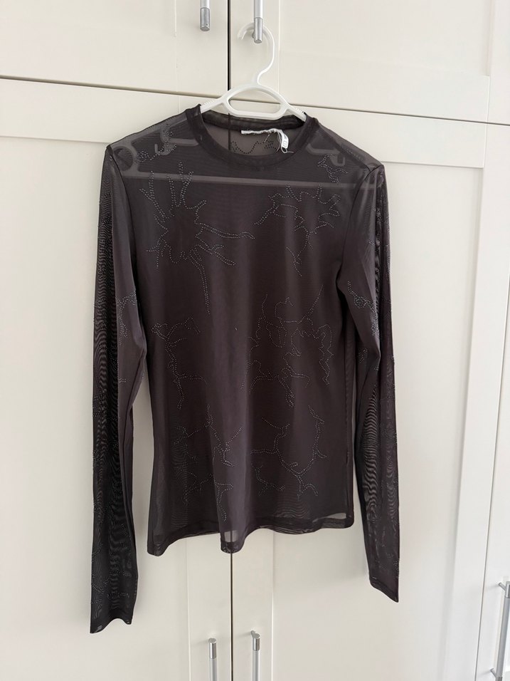 Siyah Yüksek Yakalı Uzun Kollu Gotik Bluz - Görsel 2