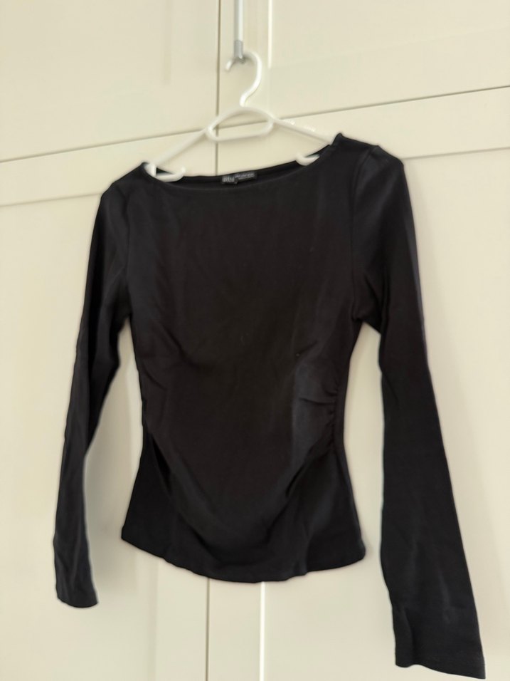 Siyah Uzun Kollu İnce Kadın Bluz - Görsel 2