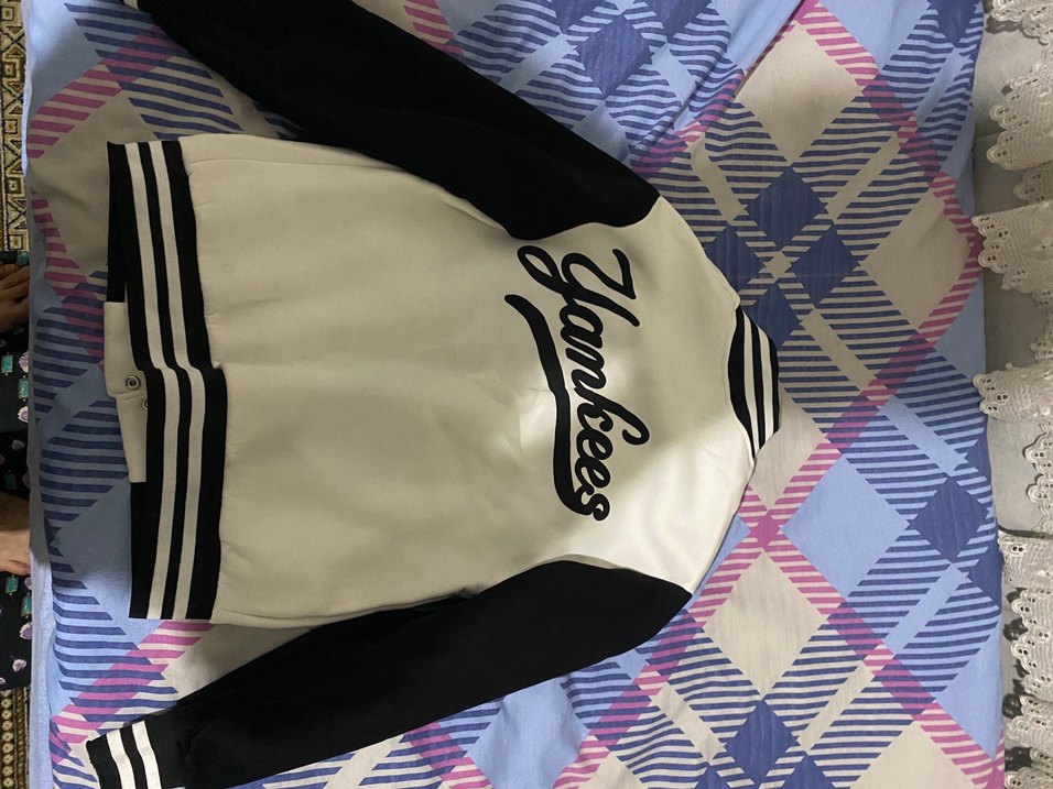 Düğmeli Beyaz Siyah Erkek Sweatshirt - Görsel 2