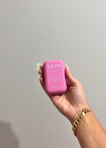 NYX Buttermelt Pudra Allık