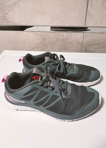 Reebok Gri Bağcıklı Kadın Spor Ayakkabı - Görsel 2