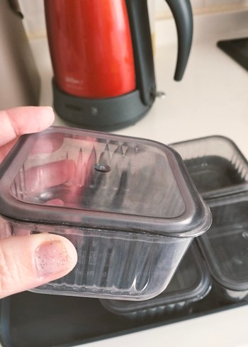 Gri Kapaklı Kare Saklama Kapları - Görsel 3