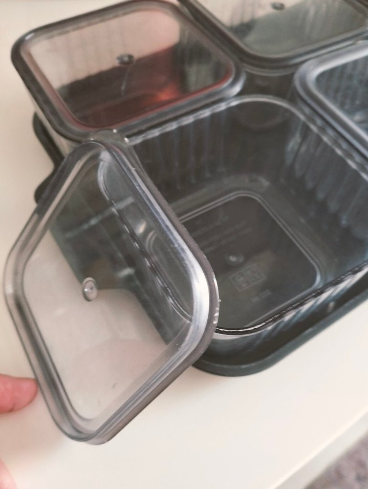 Gri Kapaklı Kare Saklama Kapları - Görsel 5