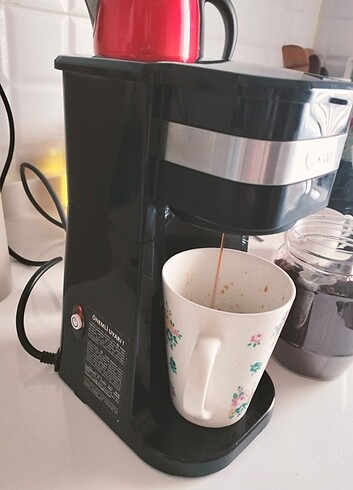  Beden Kiwi KCM7515 Filtre Kahve Makinesi 