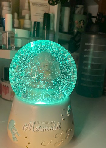 Devasa Kar Küresi - Görsel 2