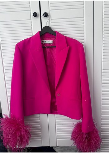 Zara Canli Fusya Tuy Detayli Blazer Ceket