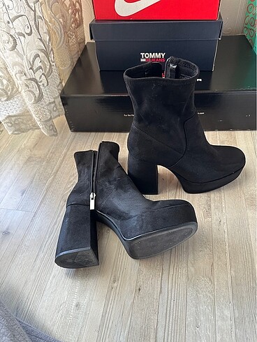 37 Beden Bershka bot