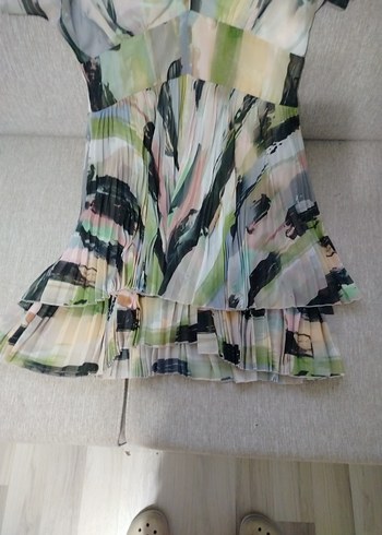 V Yaka Kısa Kollu Pilili Mini Elbise İPEK YOL marka - Görsel 5