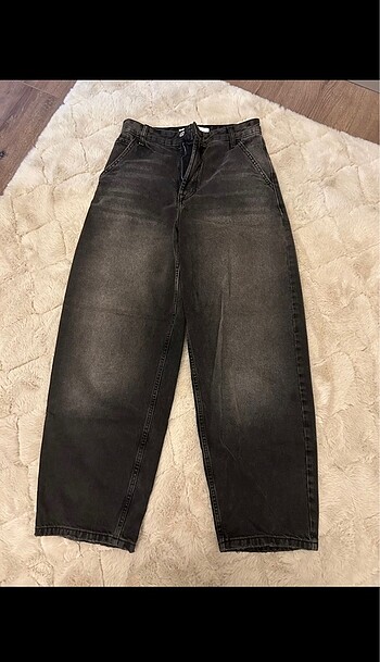 Bershka Skater Jean
