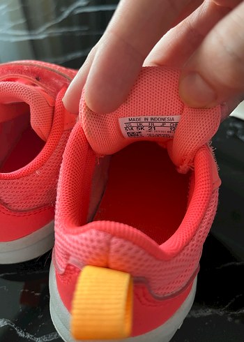 21 Beden pembe Renk Kız Çocuk Pembe Cırt Cırtlı Spor Ayakkabı