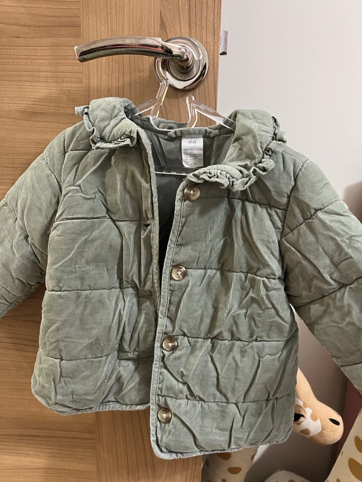 Düğmeli kız Çocuk Kapüşonlu Mont - Görsel 2