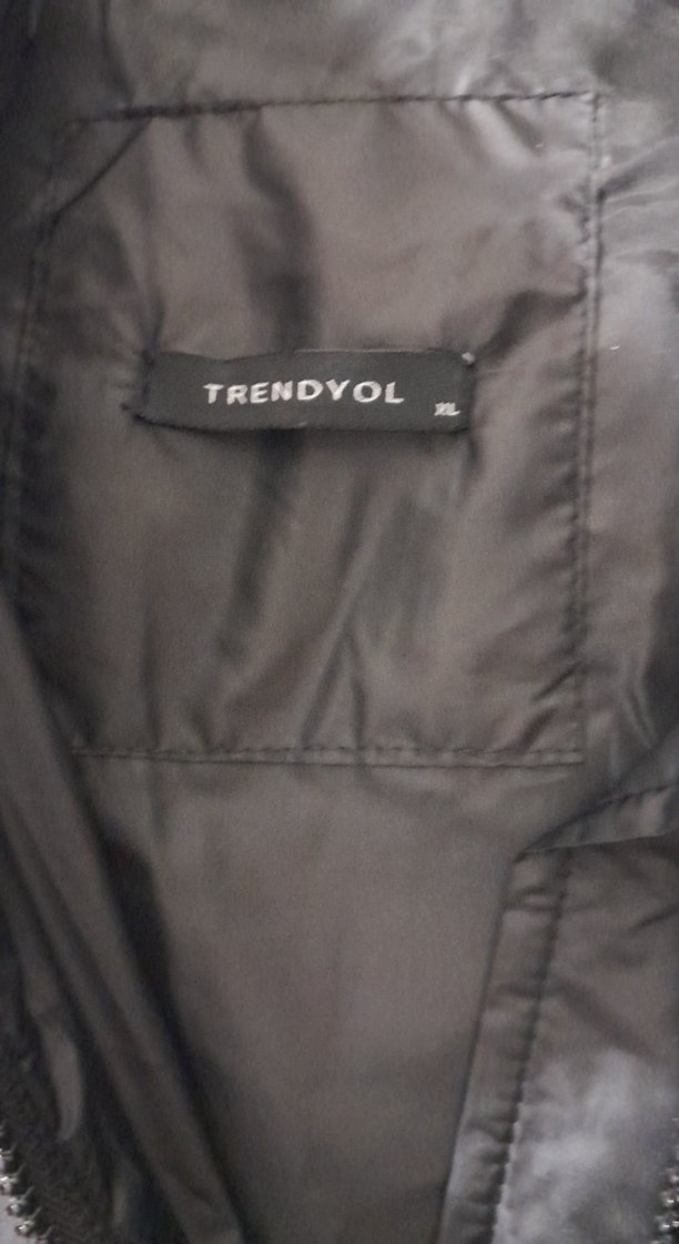 Kadın Siyah Midi Kışlık Fermuarlı Mont - Görsel 3