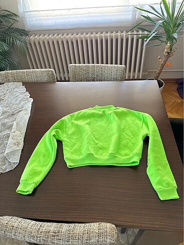 m Beden Kısa sweatshirt