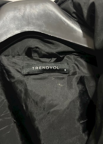 Düğmeli Siyah Kadın Kışlık Mont - Görsel 2