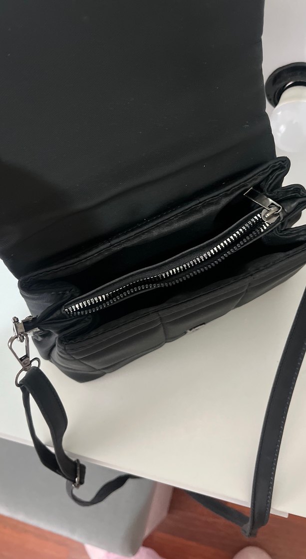 Kemer Detaylı Siyah Kadın Çanta - Görsel 2