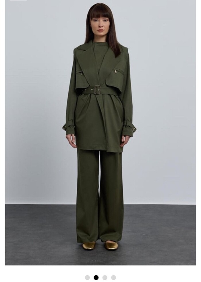 Yeni pantolonlu ceket li üst yelekli takım - Görsel 2