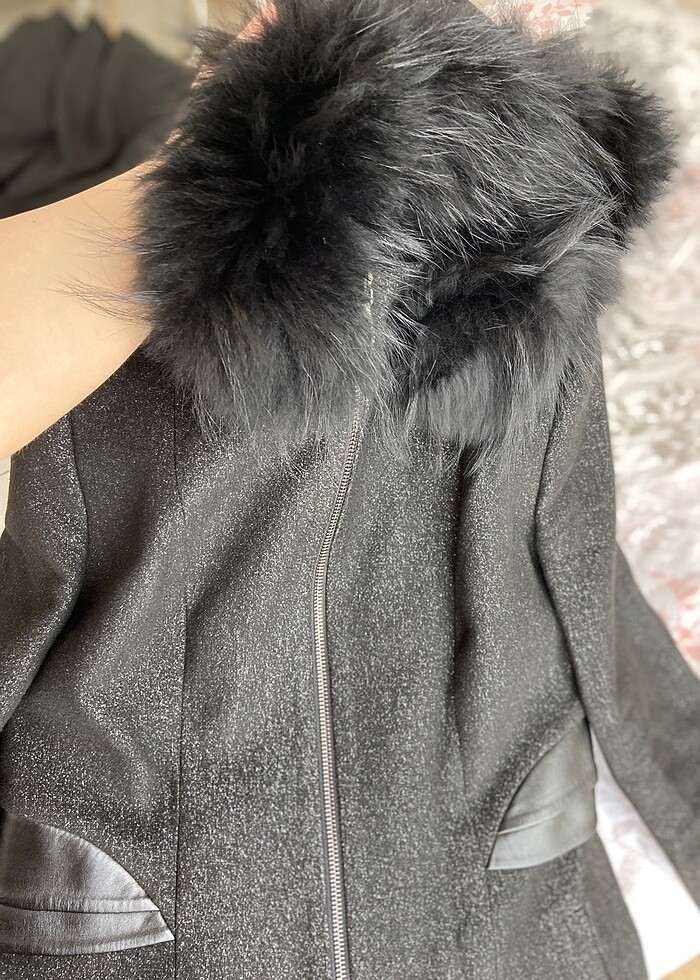 Orjinal kürklü deri detaylı kaban - Görsel 2