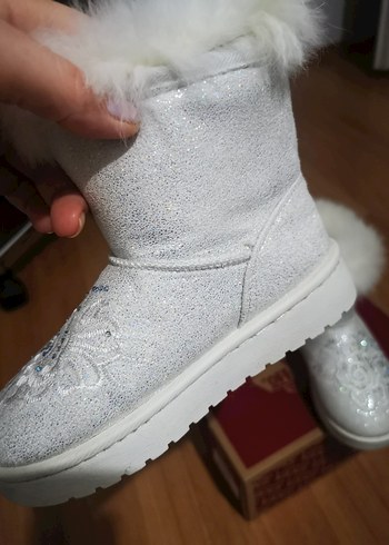 Kürklü Beyaz Kız Çocuk Botu - Görsel 3