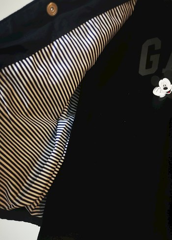 Benetton mont ve gap tişört. - Görsel 7