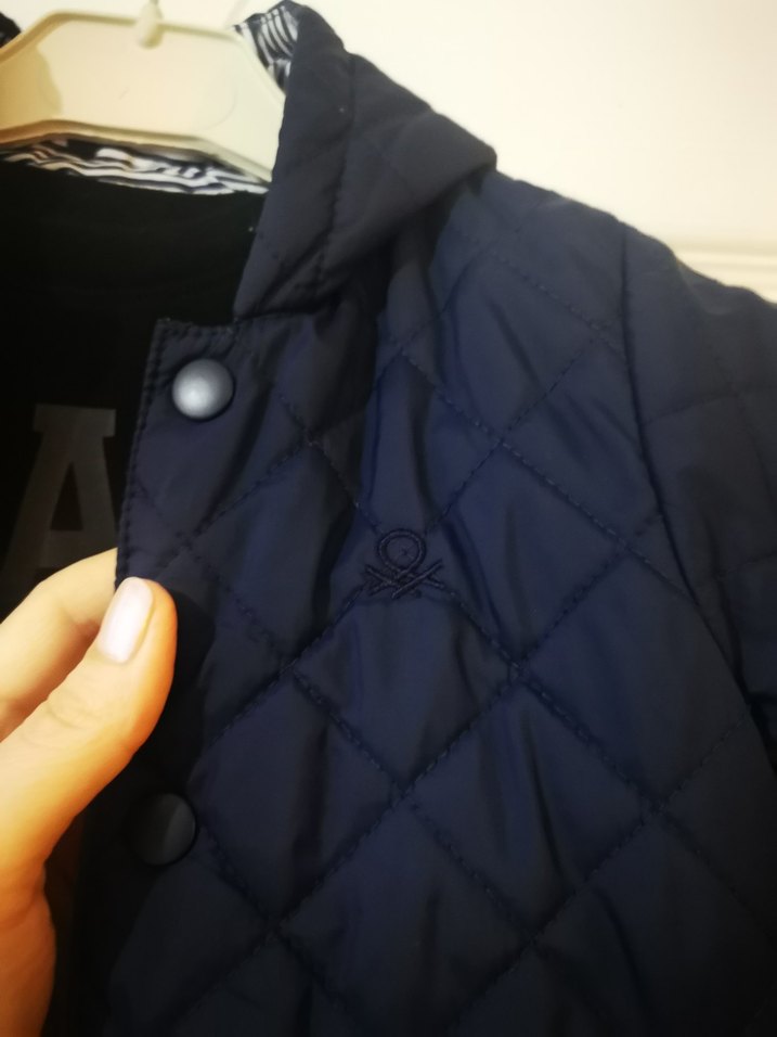 Benetton mont ve gap tişört. - Görsel 5