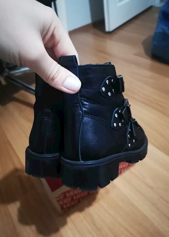 Tokalı Siyah Hakiki Deri Goth Bot - Görsel 5