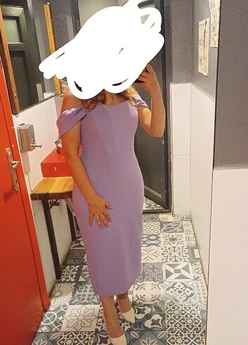Korse detaylı midi elbise