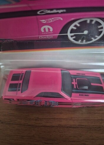 Beden HOT WHEELS Neon Speeders dodge hemi charger