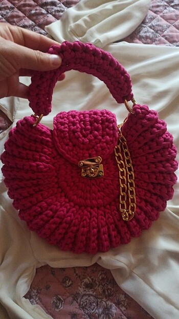 Penye ipten çanta istenilen renk model yapılır - Görsel 7